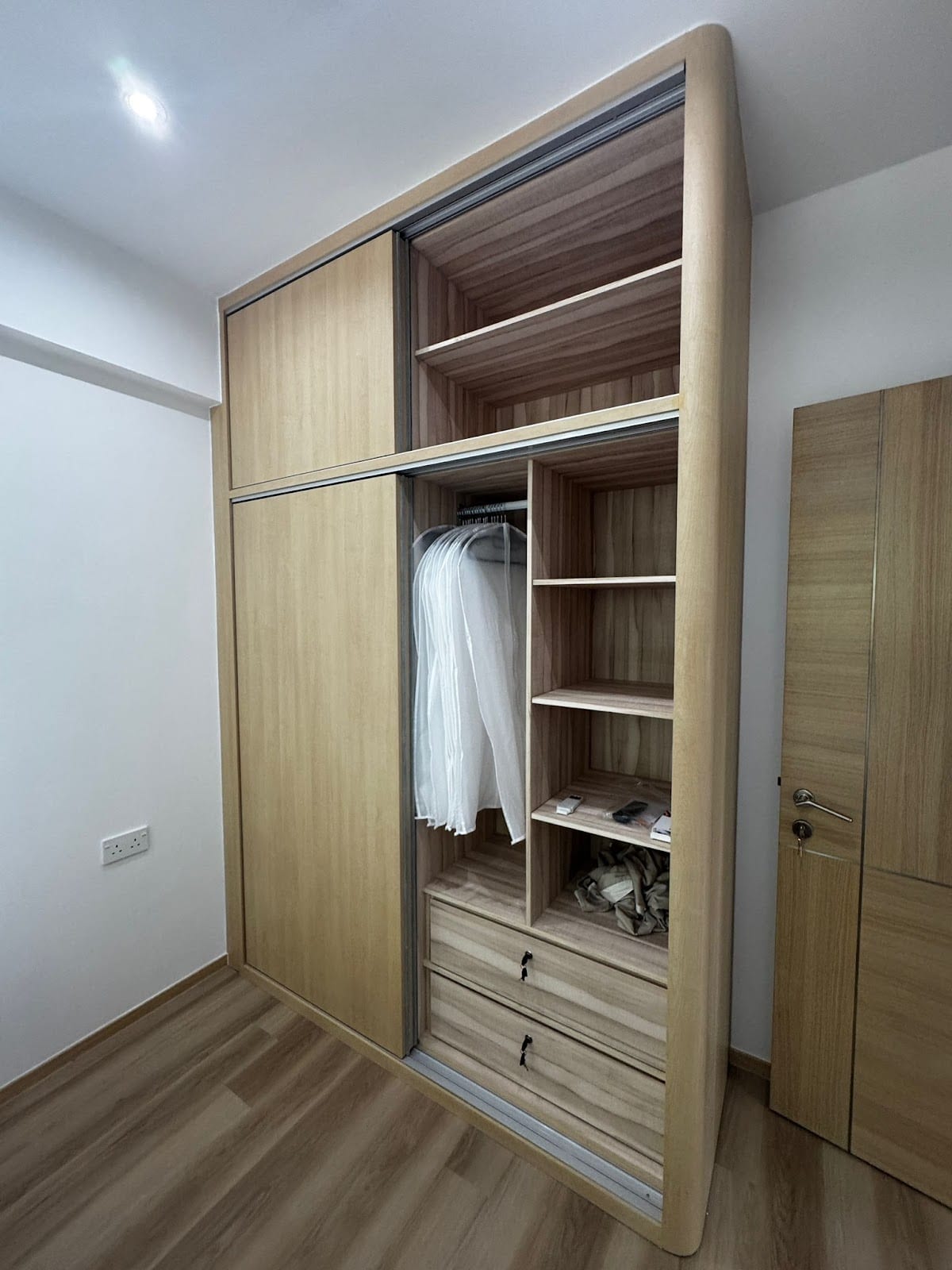 Open kitchen renovation with quartz countertop and bespoke cabinets in Bukit Batok flat